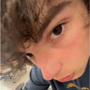 Meet your Posher, Alexandre